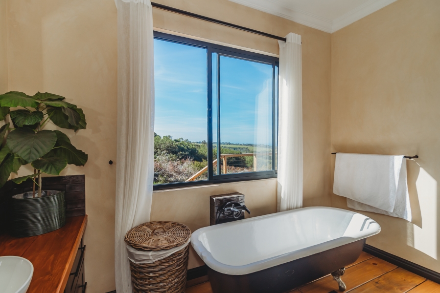 4 Bedroom Property for Sale in Hansmoeskraal A H Western Cape